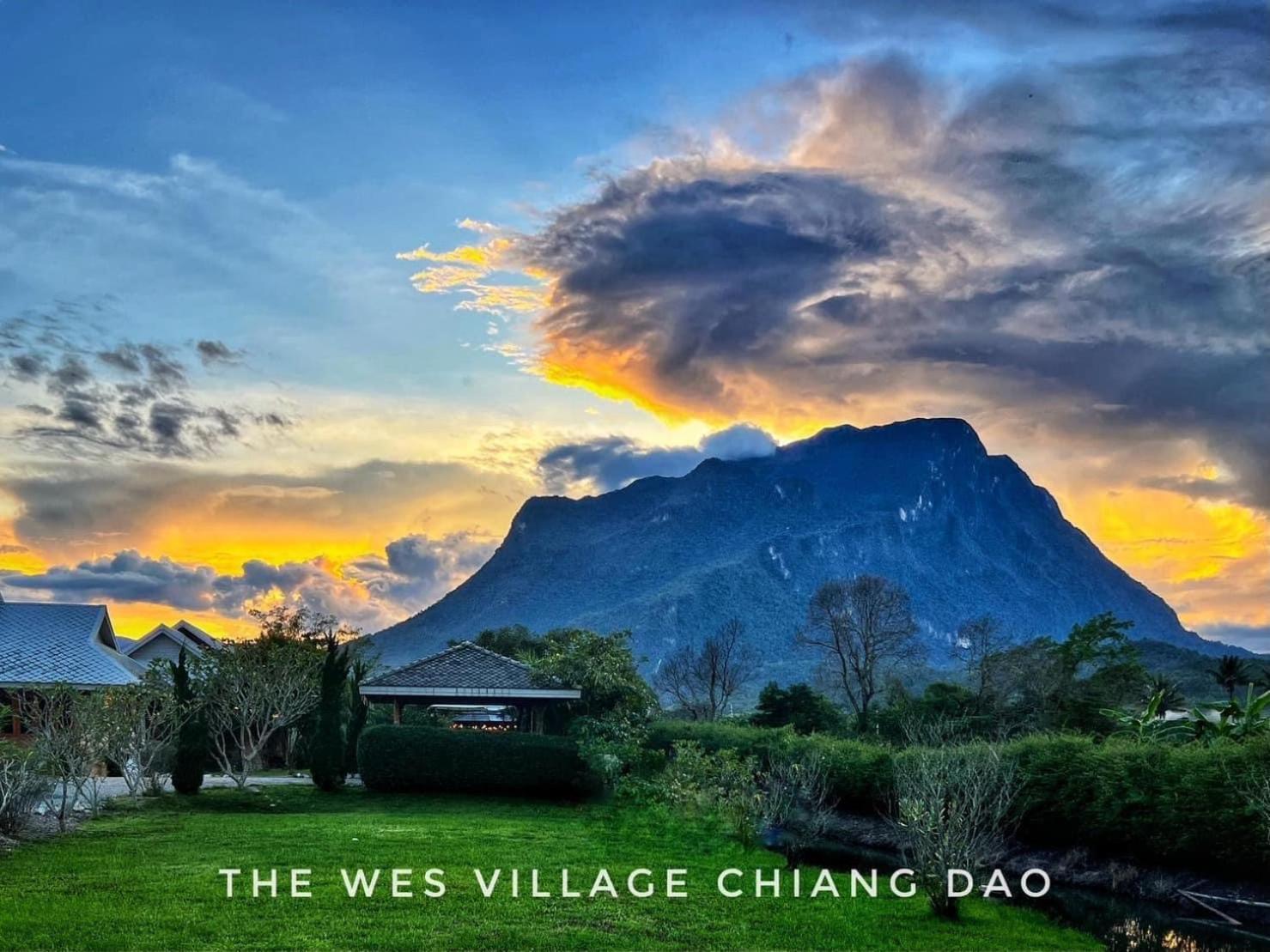 The Wes Village, Incl Free Breakfast & 100 Thb Food Gift Чианг Дао Экстерьер фото