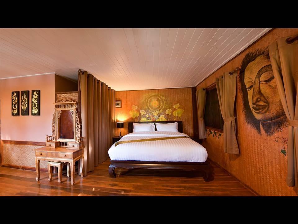 The Wes Village, Incl Free Breakfast & 100 Thb Food Gift Чианг Дао Экстерьер фото